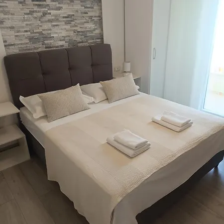 Beach Apartments Promajna 公寓 *