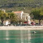 Beach Apartments Promajna Apartment Promajna