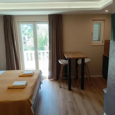 Beach Apartments Promajna Промайна