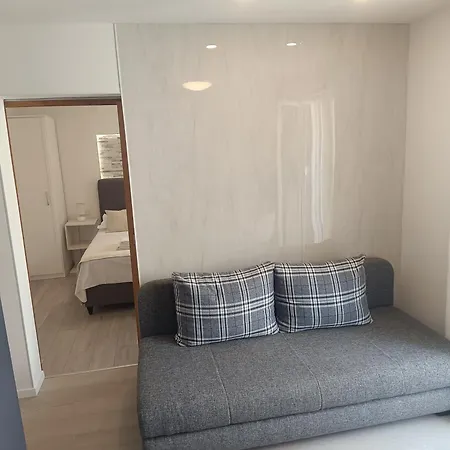 Beach Apartments Promajna *